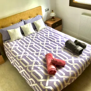 https://atico-duplex.andorra-la-vella-hotels.net